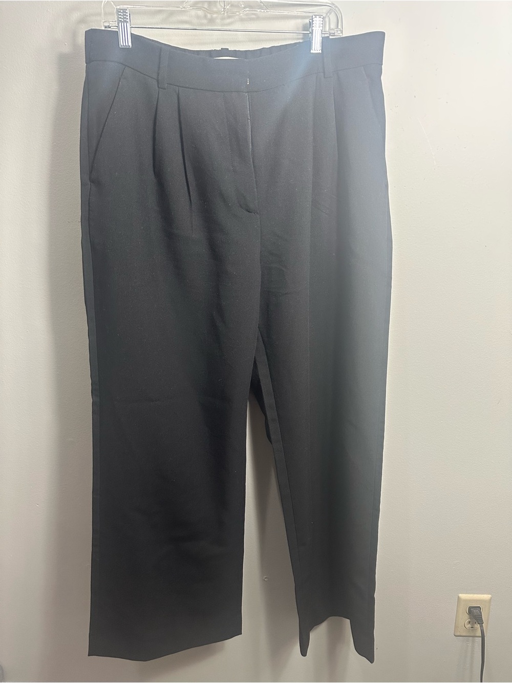 Abercrombie Sloane Tailored Pant
